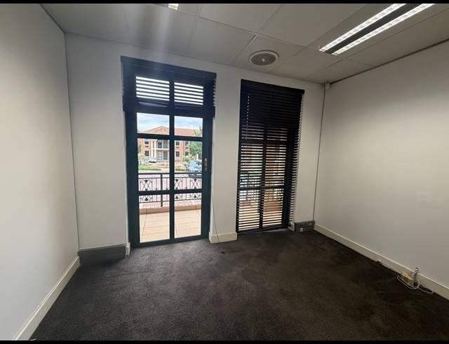 295.30M² OFFICE TO LET IN MORNINGSIDE